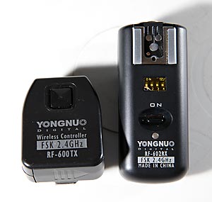 YRF-600TX transmitter and Yongnuo RF-602RX transceiver